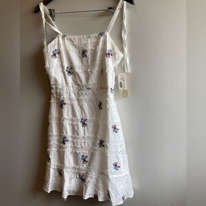 NWT Gianni Bini Cotton Floral Embroidered Tiered Sundress Shot Dress Size Small